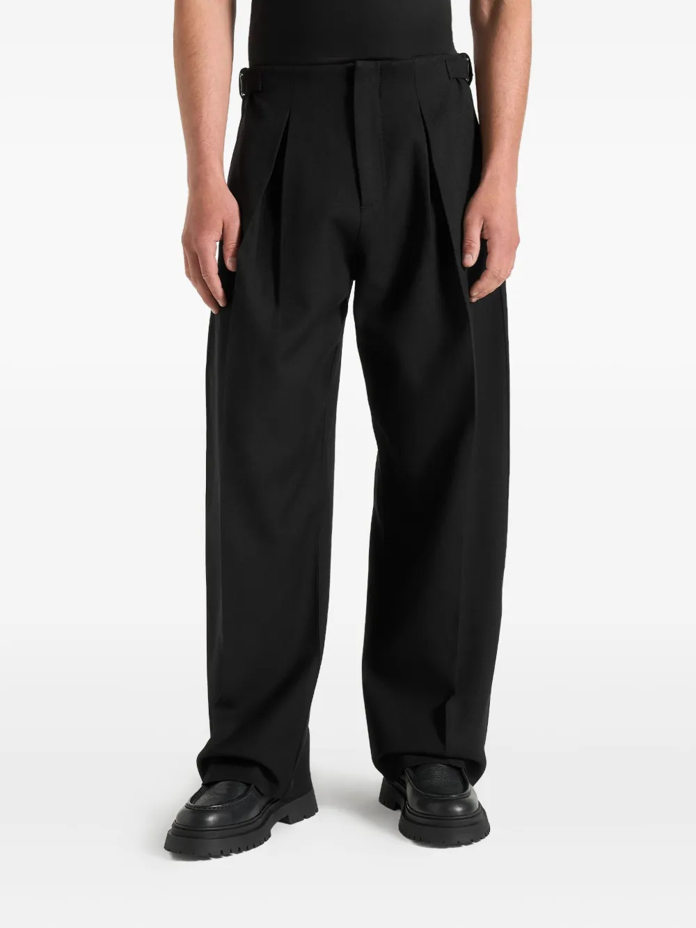 Manière De Voir Lior broek met plooien en wijde pijpen Zwart