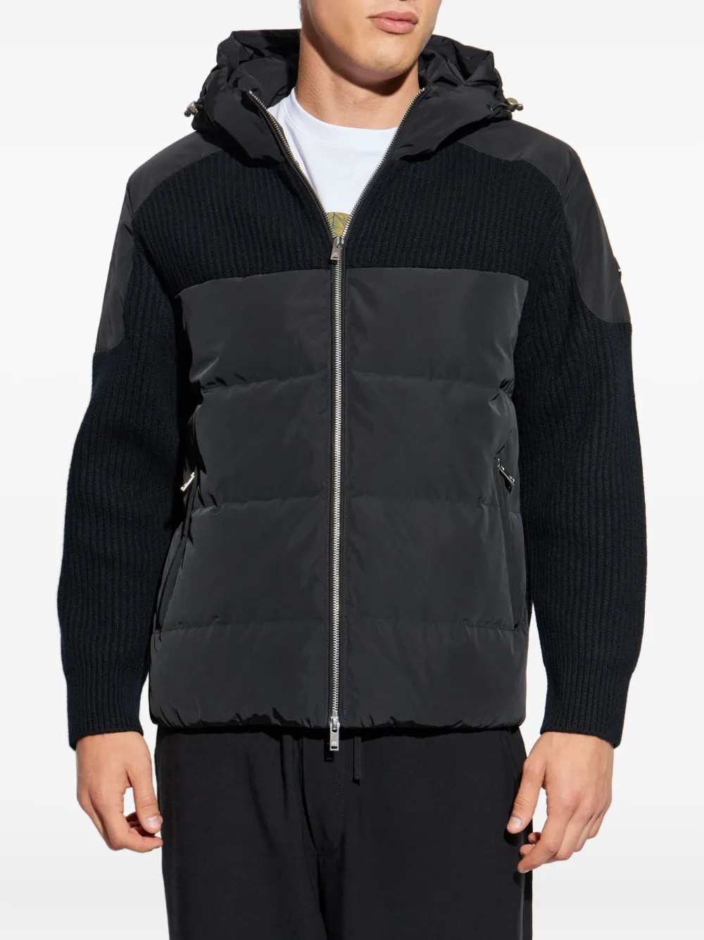 Moose Knuckles ribbed-panel quilted padded jacket Zwart