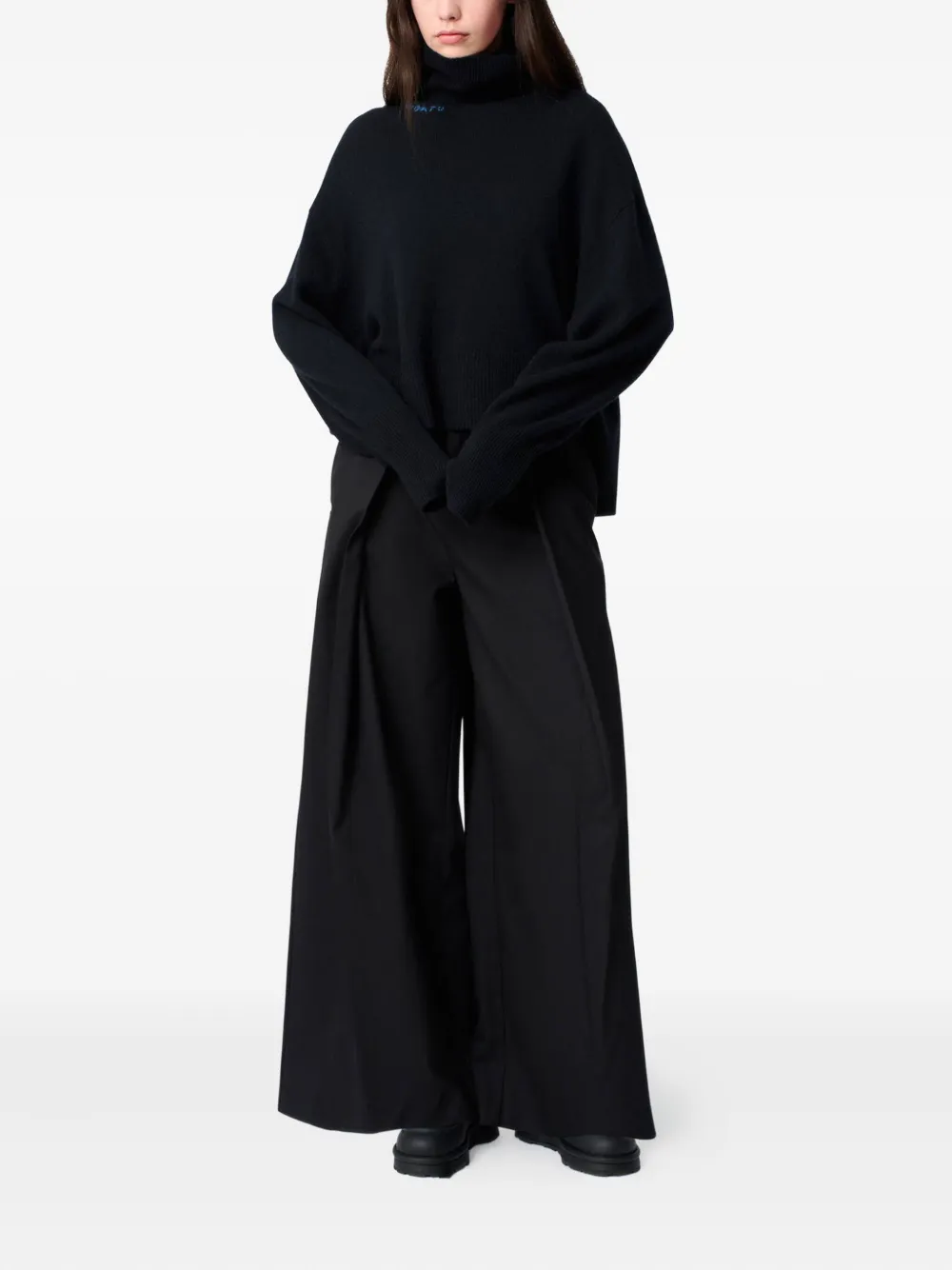 Axel Arigato embroidered turtleneck sweater Blauw