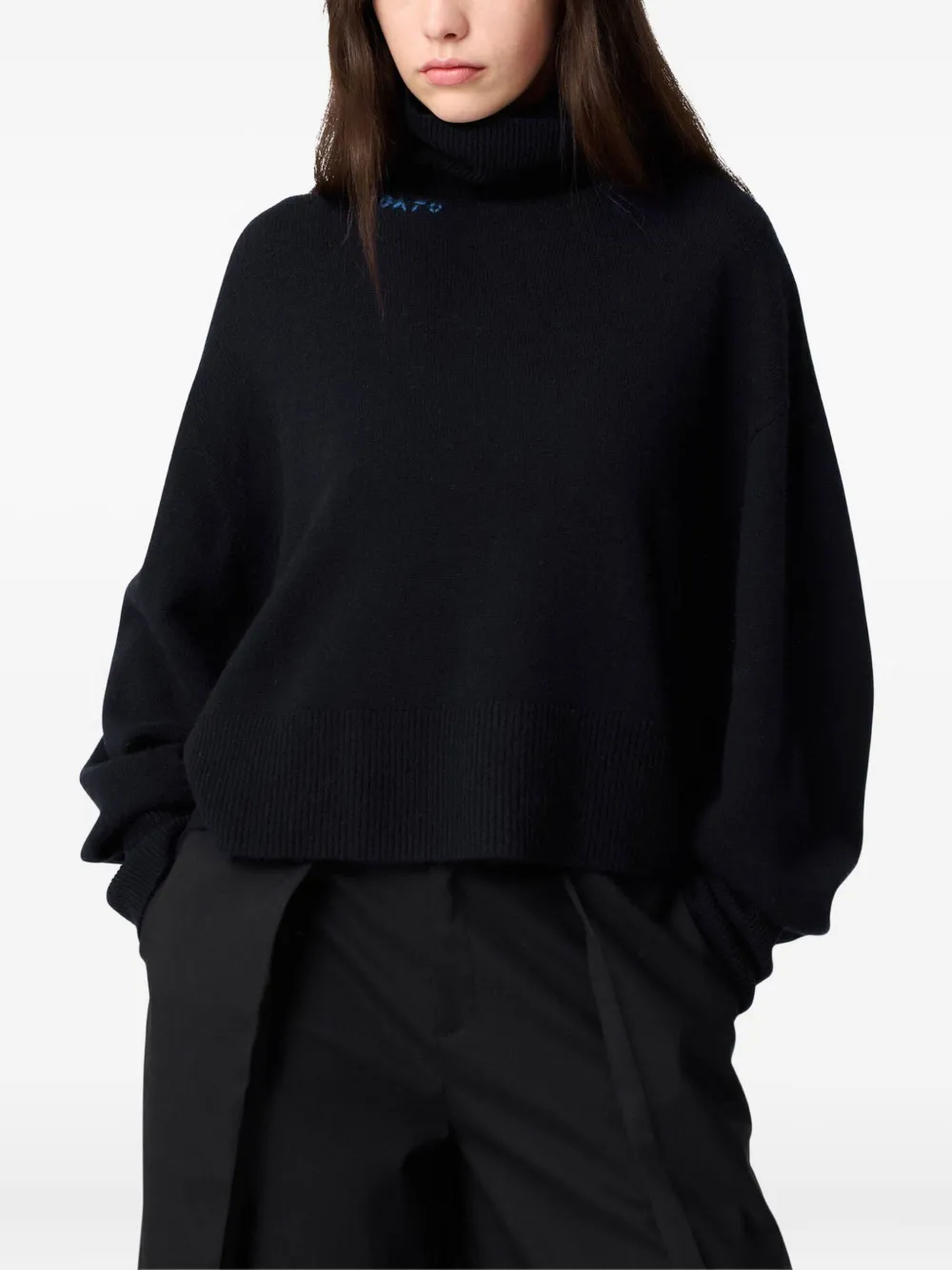 Axel Arigato embroidered turtleneck sweater Blauw