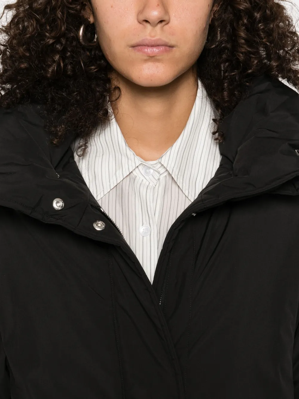 Moorer belted high-neck coat Zwart