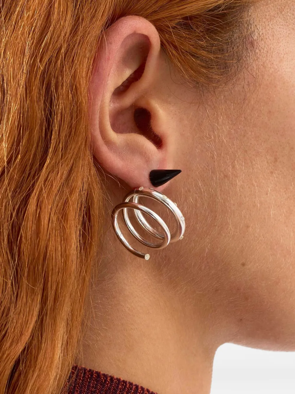Sunnei Medium Spiral Stones Ear-ring In Metallic