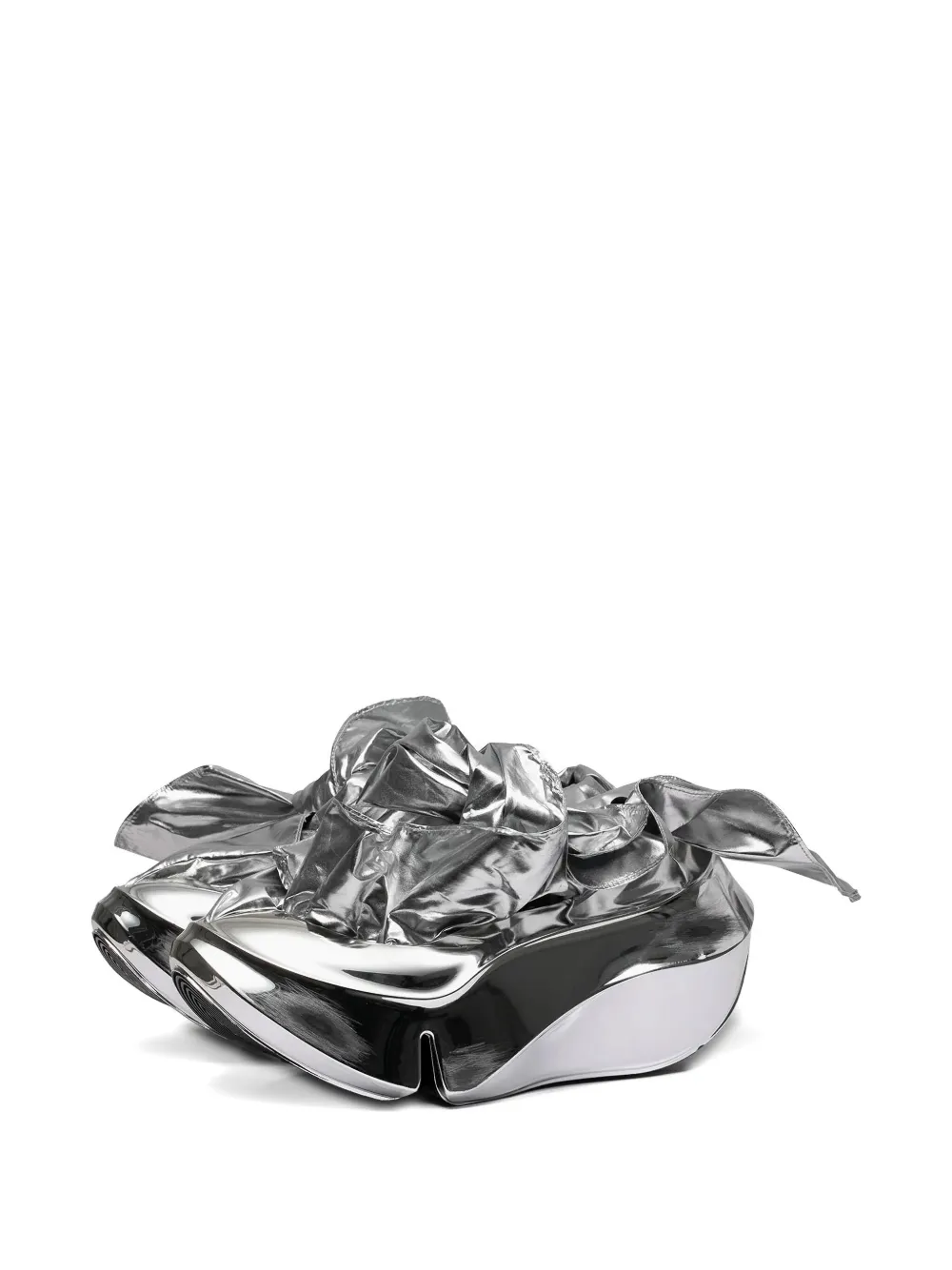 GROUNDS Orca Hankie chromed sneakers Silver