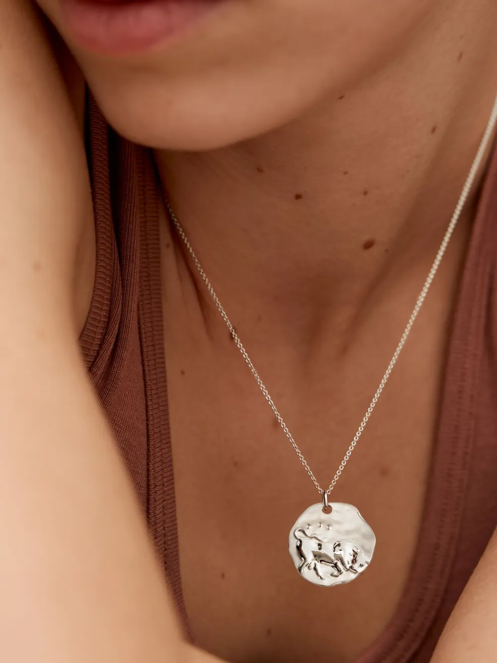 Monica Vinader Taurus Zodiac halsketting met hanger - Zilver