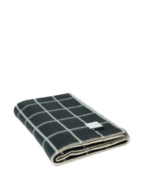 BLACKSAW grid-pattern blanket