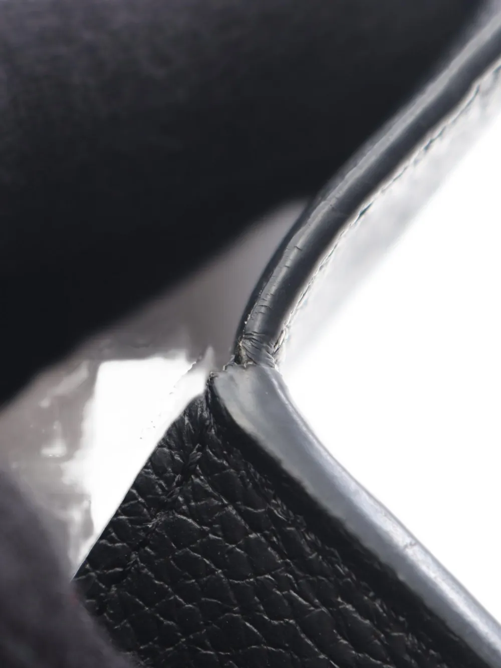 Pre-owned Louis Vuitton 2021 Portefeuil Leather Wallet In Black