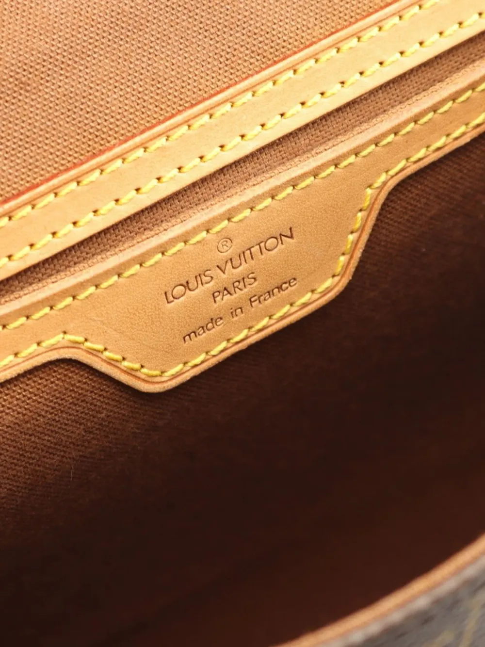 Pre-owned Louis Vuitton 1996 Bel Air Handbag In Brown
