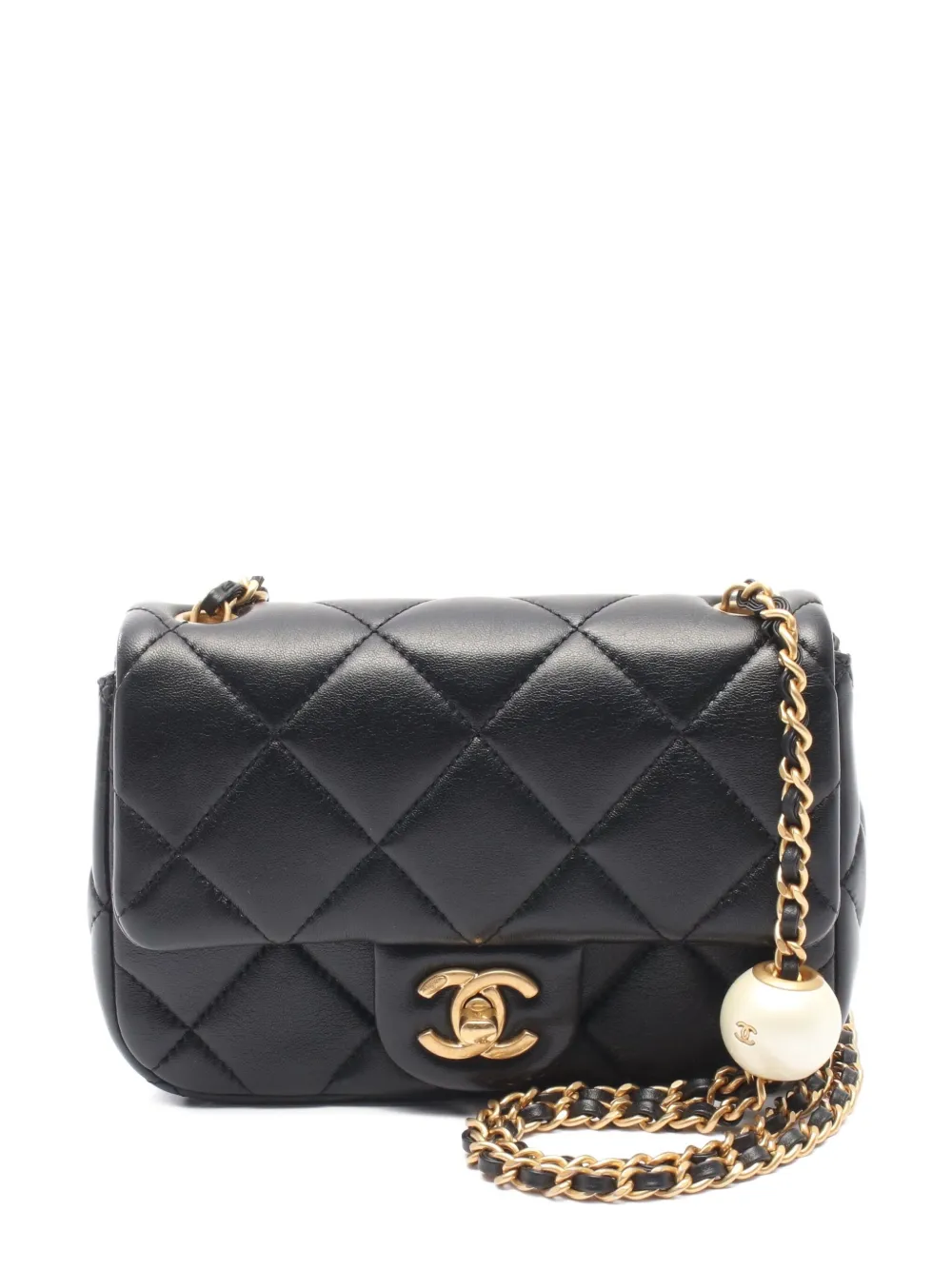 CHANEL Pre-Owned 2021 mini matelassé crossbody bag - ブラック CHANEL Pre-Owned 2021 mini matelassé crossbody bag - ブラック