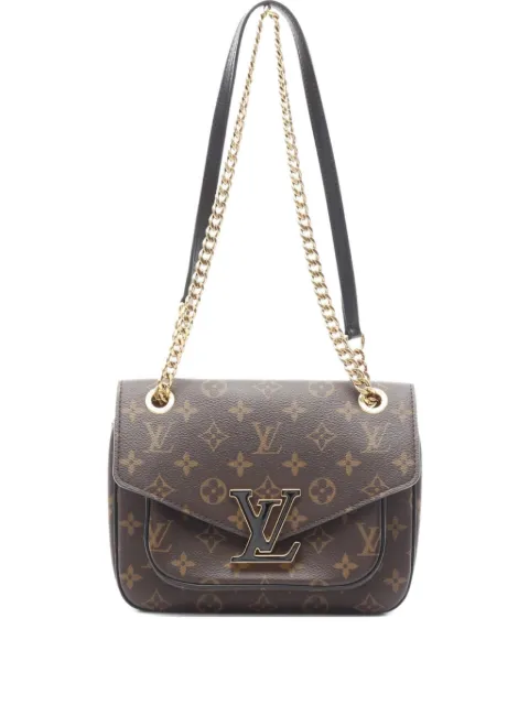 Louis Vuitton Pre-Owned 2021 Passy Monogram chain-strap shoulder bag