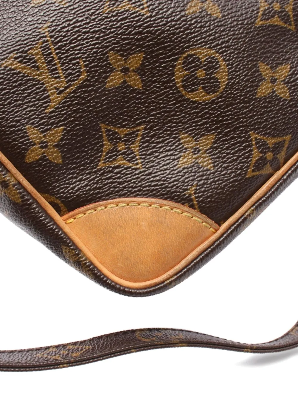 Pre-owned Louis Vuitton 2003 Amazon Cross-body Bag In Brown