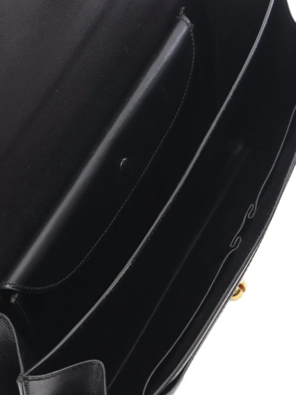 Pre-owned Hermes 1972 Escal Calf-leather Handbag In Black