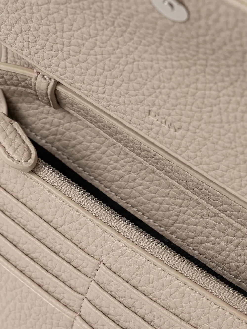 DKNY Portemonnee met logoplakkaat Beige