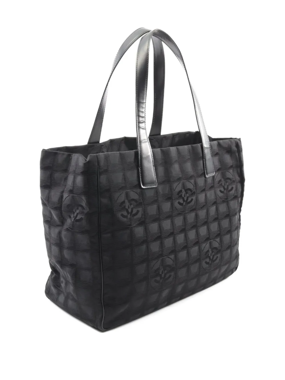 Pre-owned Chanel 2004-2005 Travel Line Mm Handbag In Black