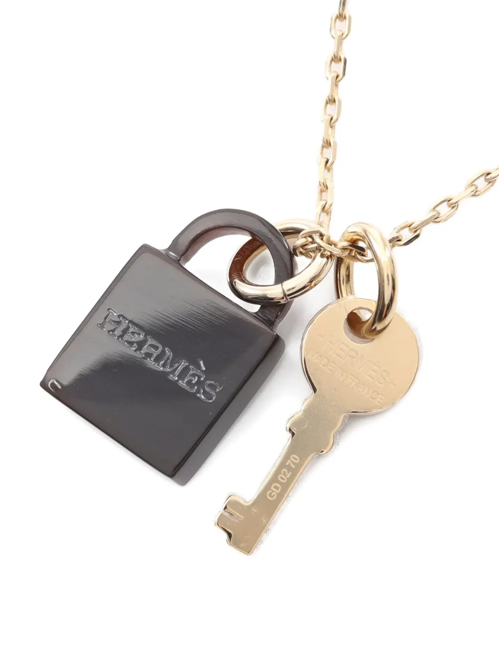 Hermès Pre-Owned 2010 Amulet Padlock PM necklace | Pre-Owned | Image 2