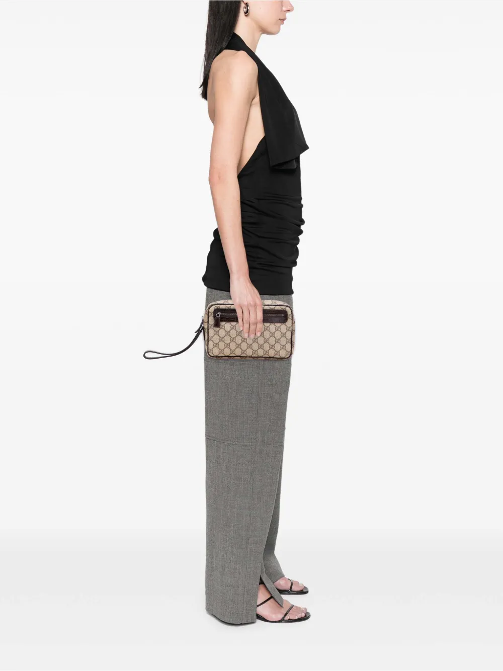 Pre-owned Gucci 2000-2015 Gg Supreme Clutch Bag In Brown