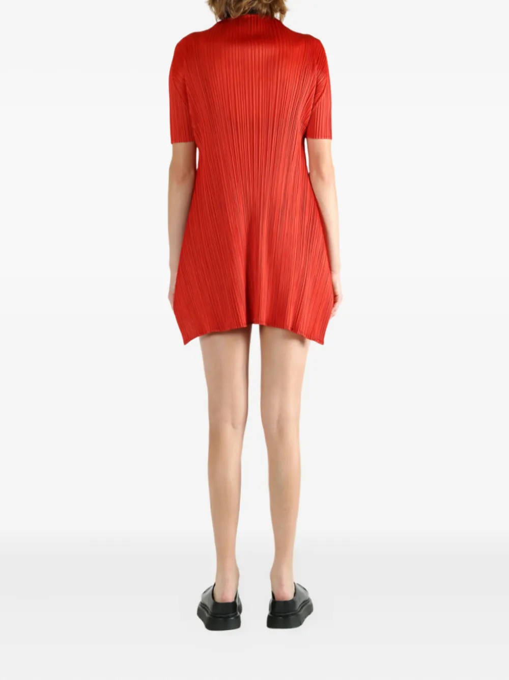 Pleats Please Issey Miyake Monthly Colors:July pleated short-sleeve tunic Rood