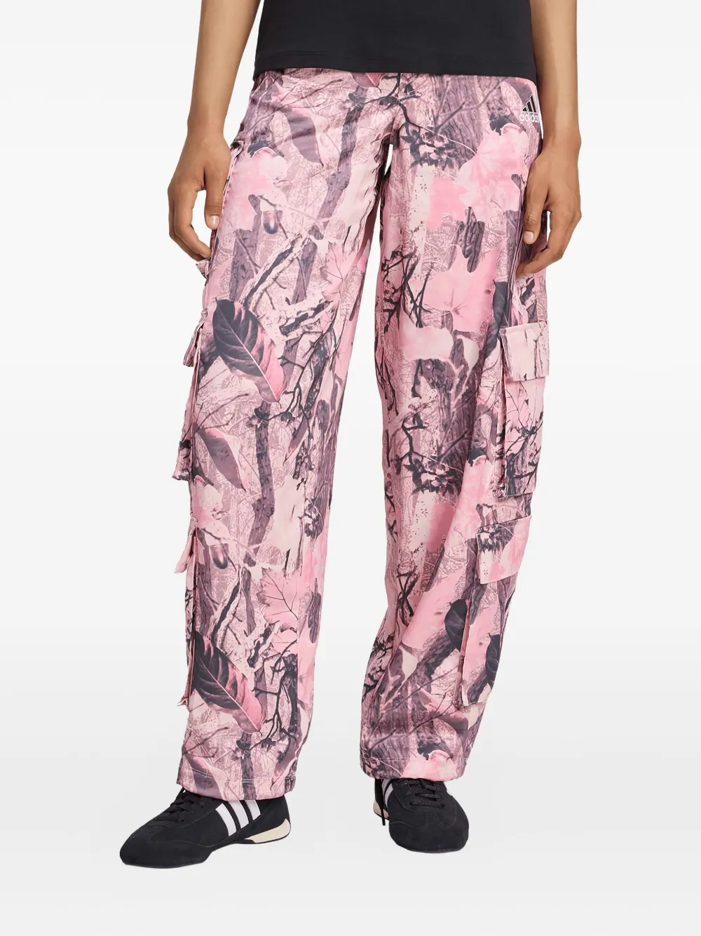 adidas Sat cargo jeans met bladerprint Roze