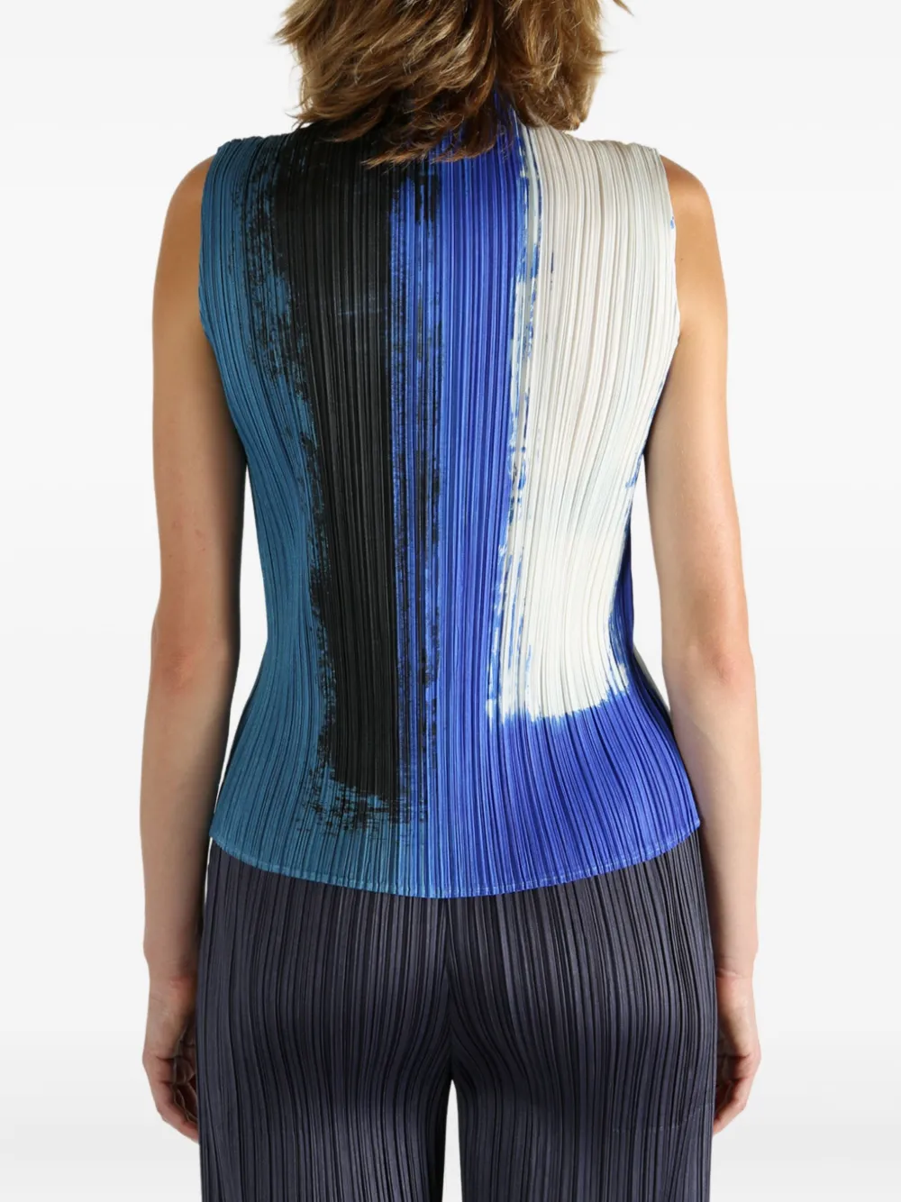 Pleats Please Issey Miyake paint-effect pleated top Blauw