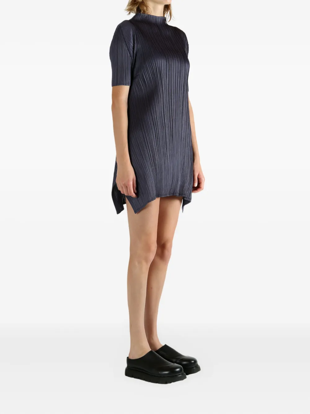 Pleats Please Issey Miyake Monthly Colors:July pleated short-sleeve tunic Grijs