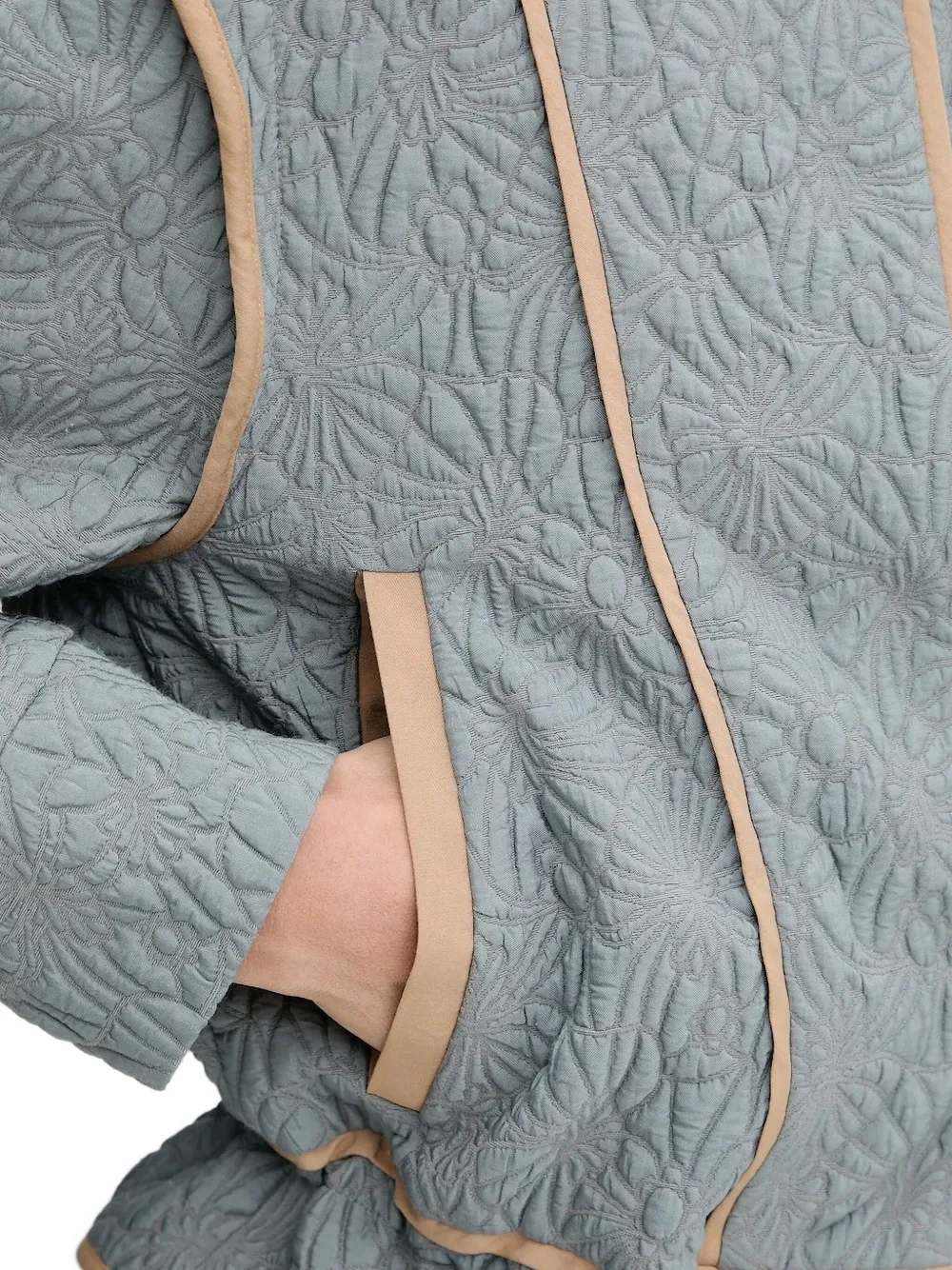 BOSS floral-quilted jacket Blauw