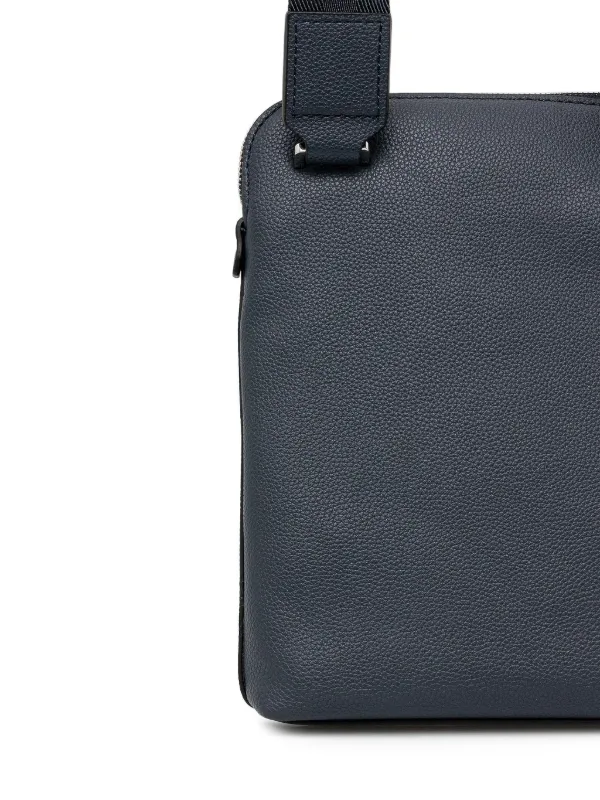 BOSS ダークブルー ショルダーバッグ BOSS レザーショルダーバッグ | ブルー | FARFETCH JP