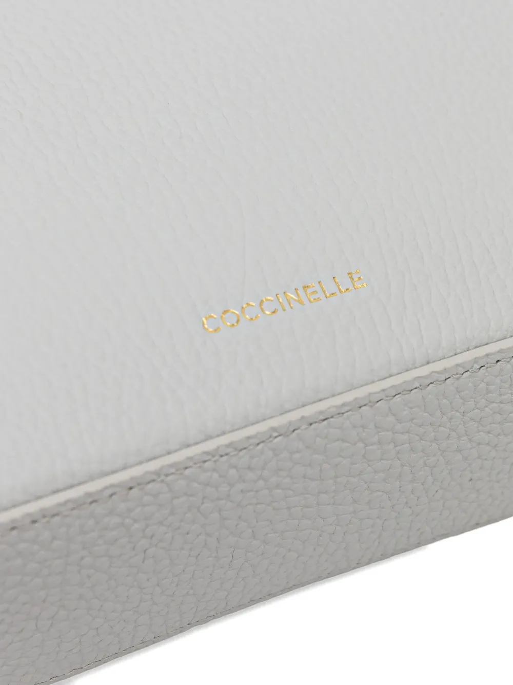 Coccinelle Leren crossbodytas met tekst Wit