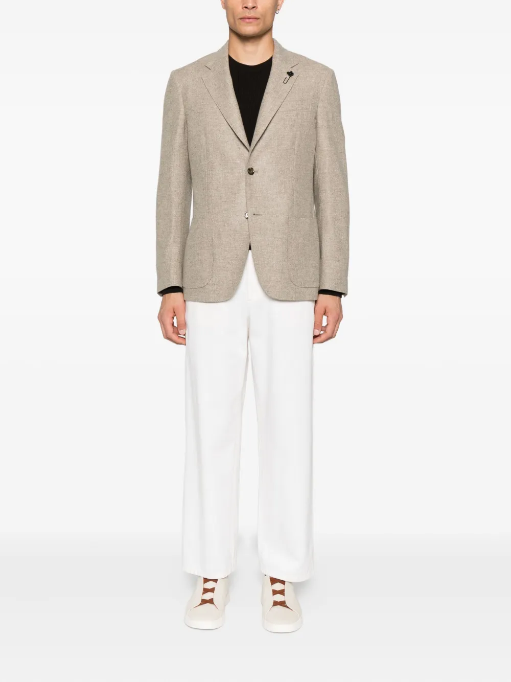 Lardini patch-pocket two-button jacket | Suit & Dinner Jackets | Image 2
