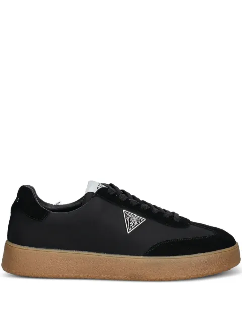 GUESS USA logo-plaque suede sneakers 