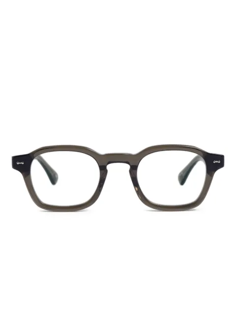 Peter & May Walk Hero glasses