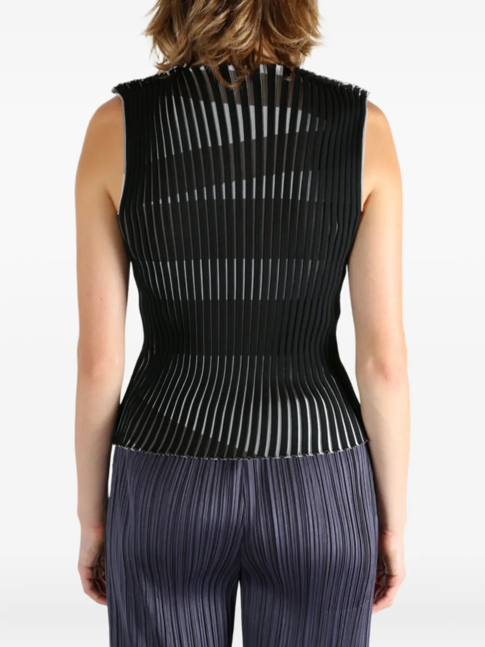 Issey Miyake pleated sleeveless top Zwart