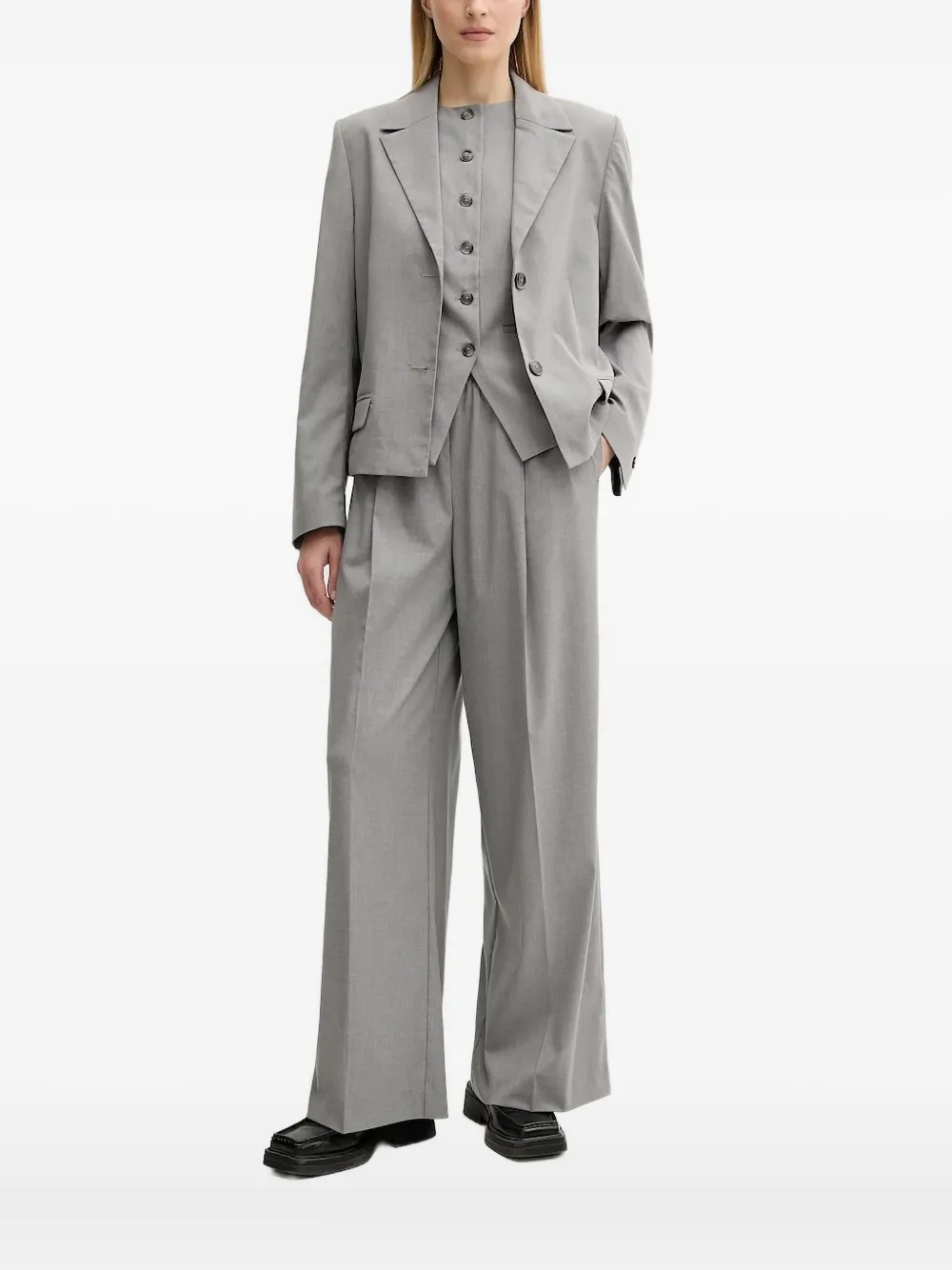 Samsoe & Samsoe Button-fastening Sleeveless Top In Gray