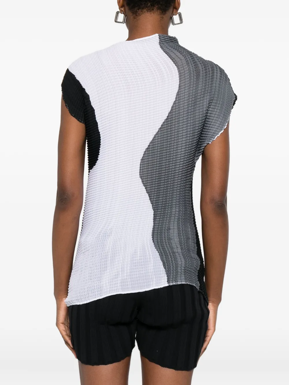 Issey Miyake Abstract Tint pleated top Wit