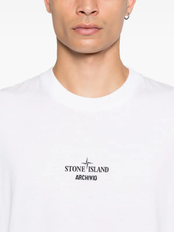 Stone Island logo-print T-shirt | White | FARFETCH OM STONE ISLAND ホワイト Tシャツ