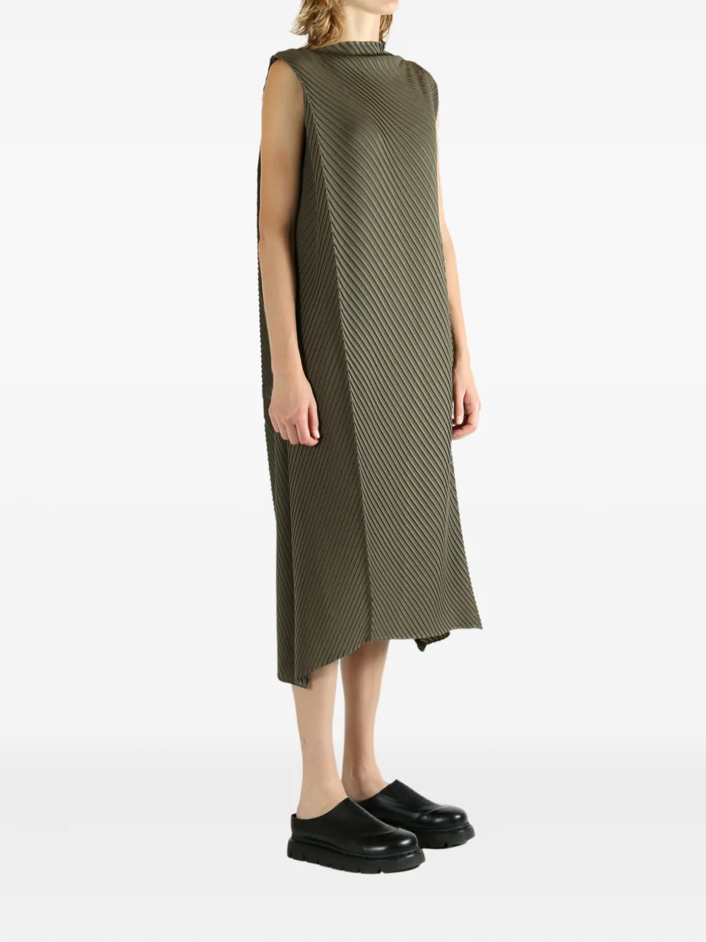 Issey Miyake Fold Pleats sleeveless midi dress - Groen