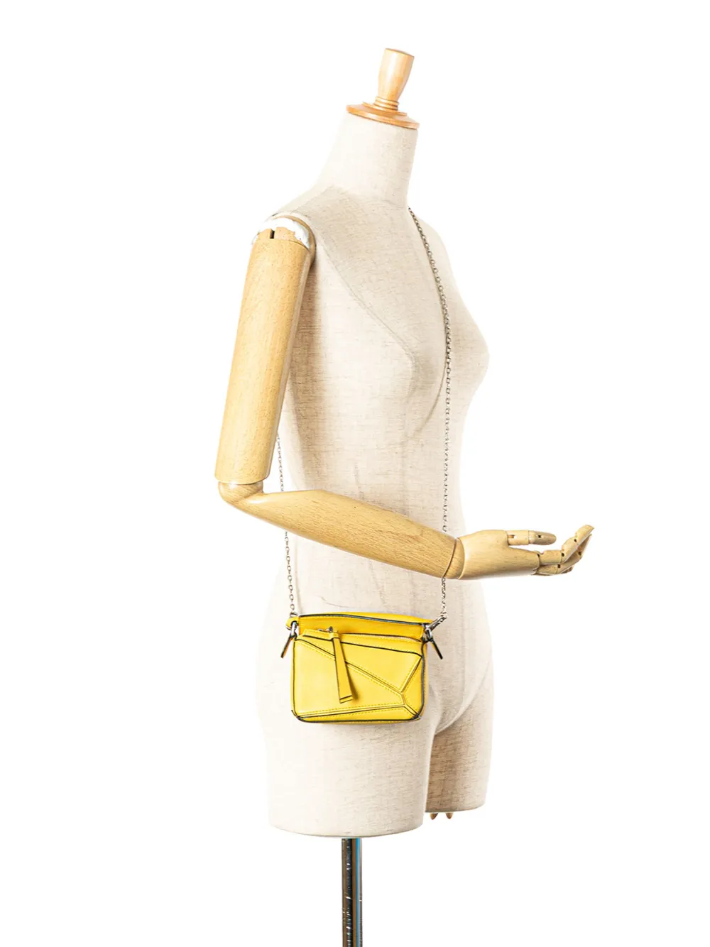 Loewe Pre-Owned 2021 Nano Calfskin Puzzle satchel | Pre-Owned | Image 2