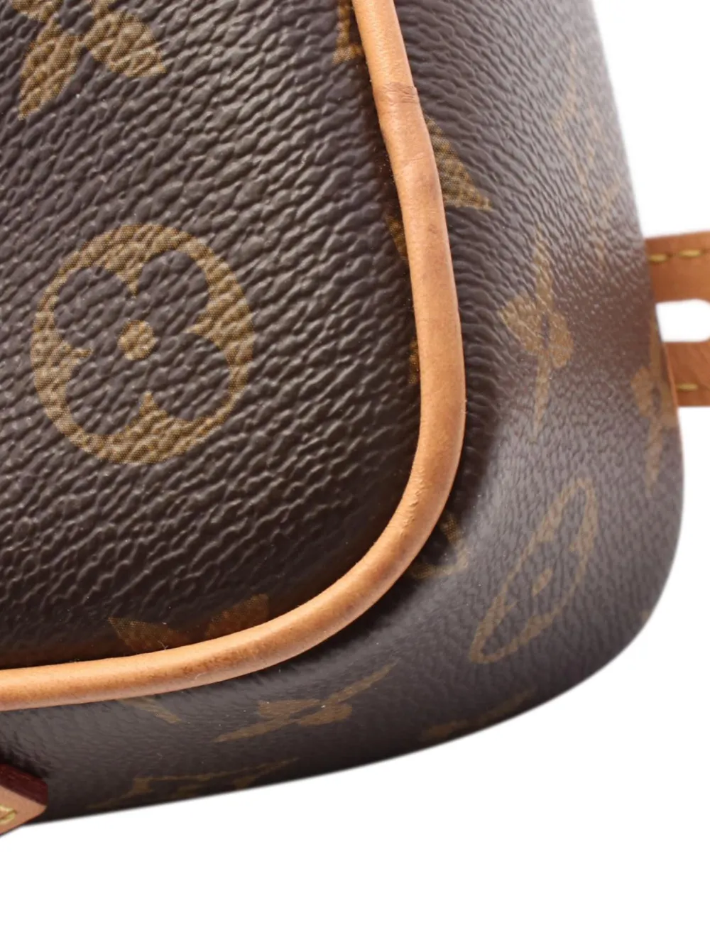 Pre-owned Louis Vuitton 2020 Monogram Game On Coeur Crossbody Bag In Brown