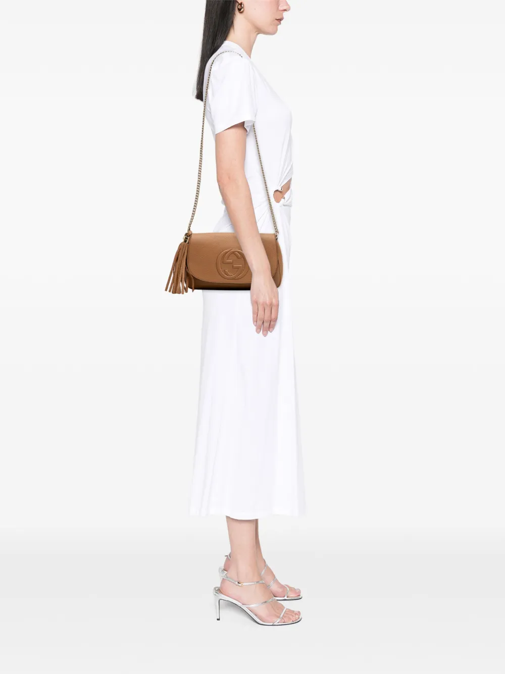 Gucci Pre-Owned 2016-2025 Medium Leather Soho Chain Flap crossbody bag | Pre-Owned | Image 2