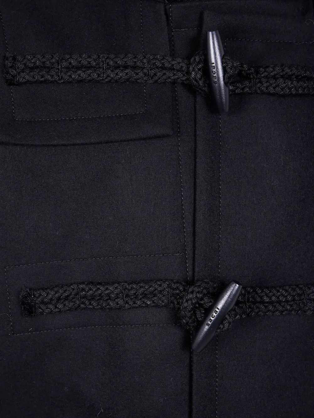 sacai Jack met capuchon en houtje-touwtje-sluiting Zwart