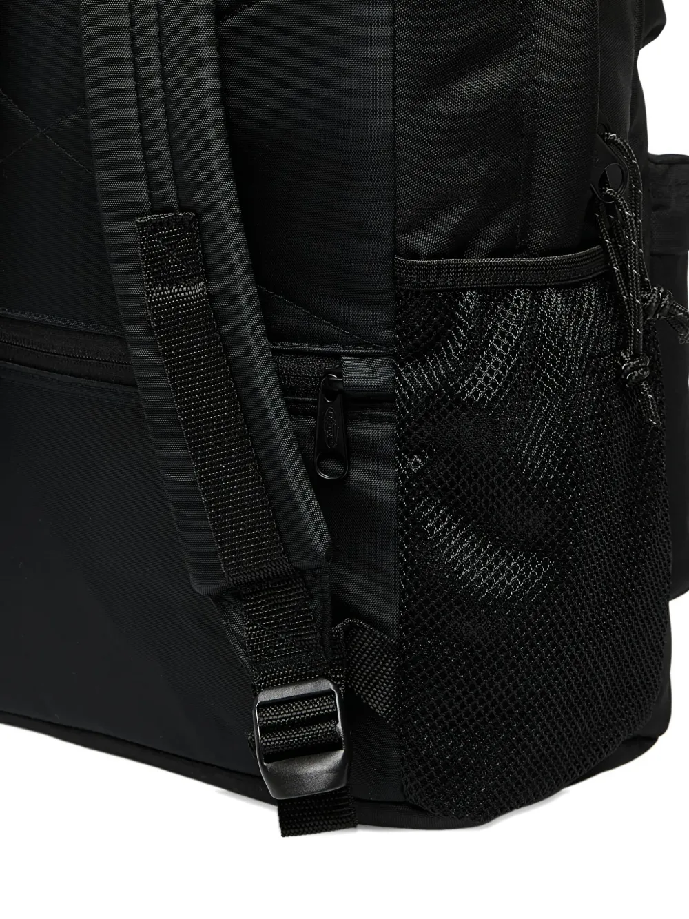 Eastpak Medium gewatteerde rugzak Zwart