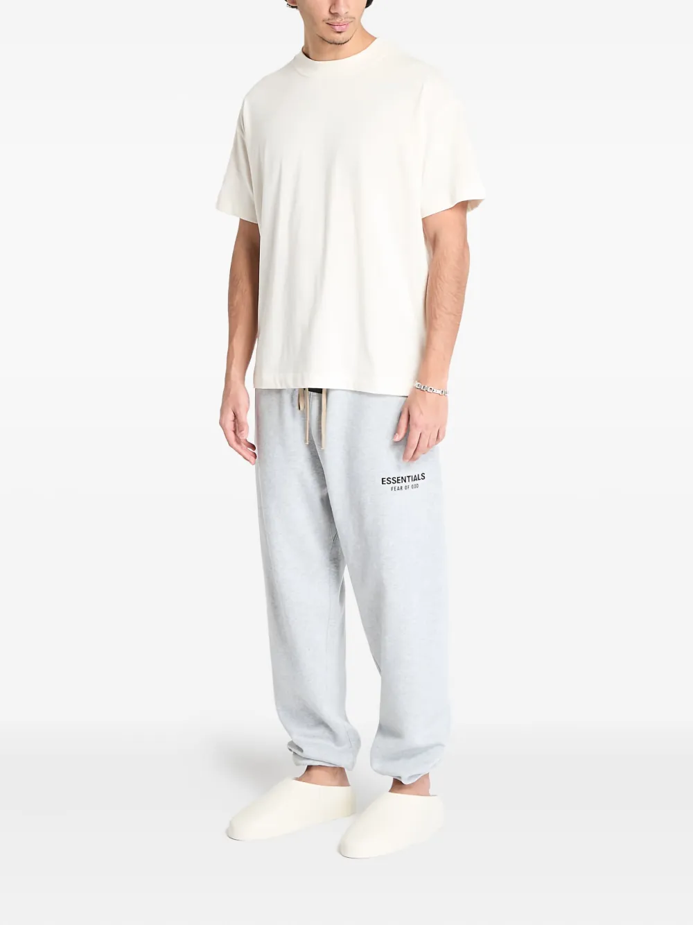 FEAR OF GOD ESSENTIALS Drie T-shirts met ronde hals - Beige