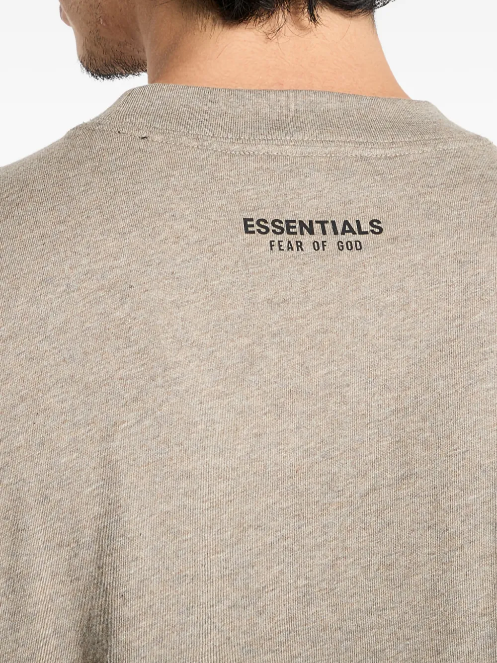 FEAR OF GOD ESSENTIALS Drie T-shirts Bruin