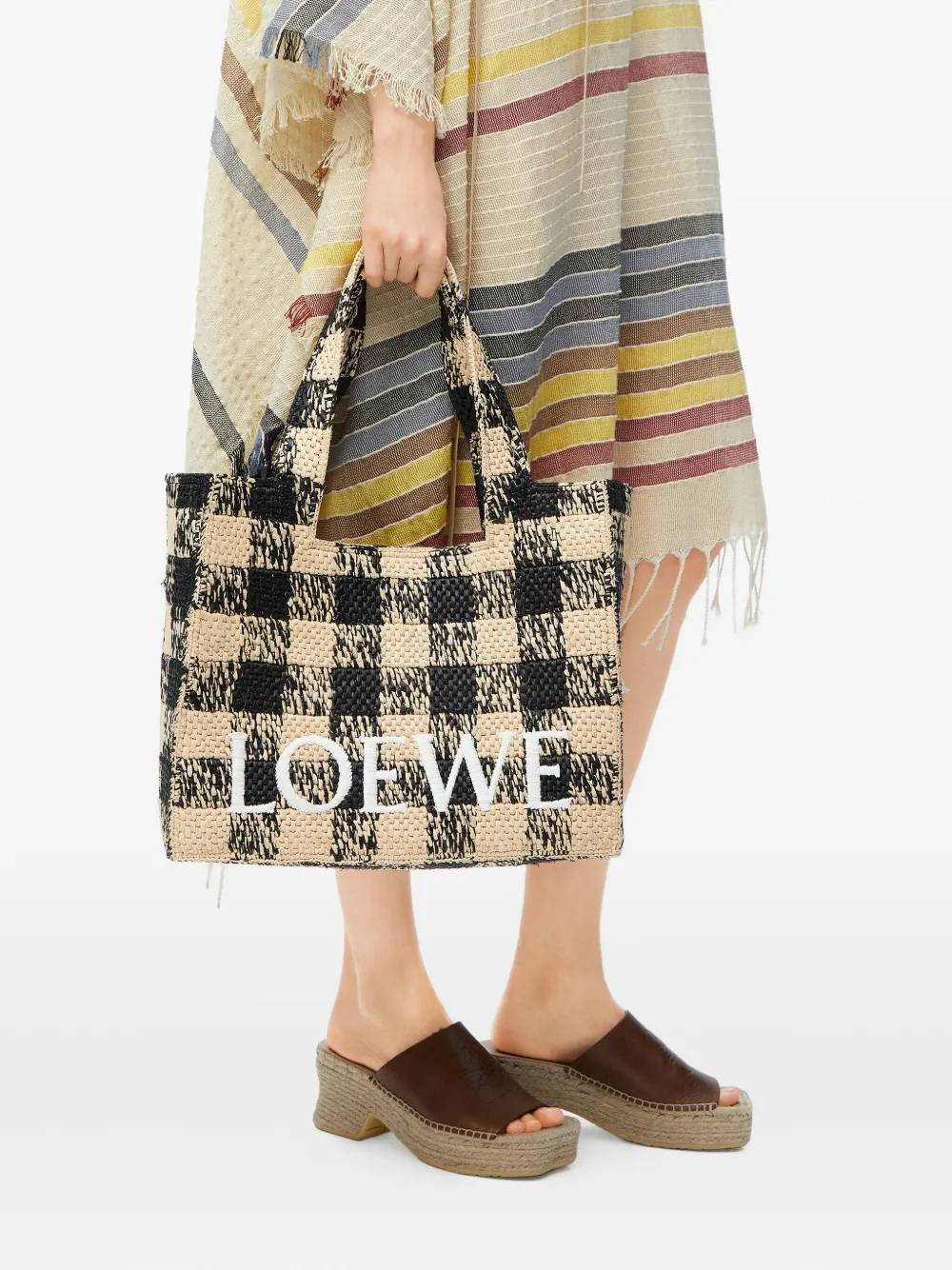LOEWE Font checkerboard logo large tote bag - Beige
