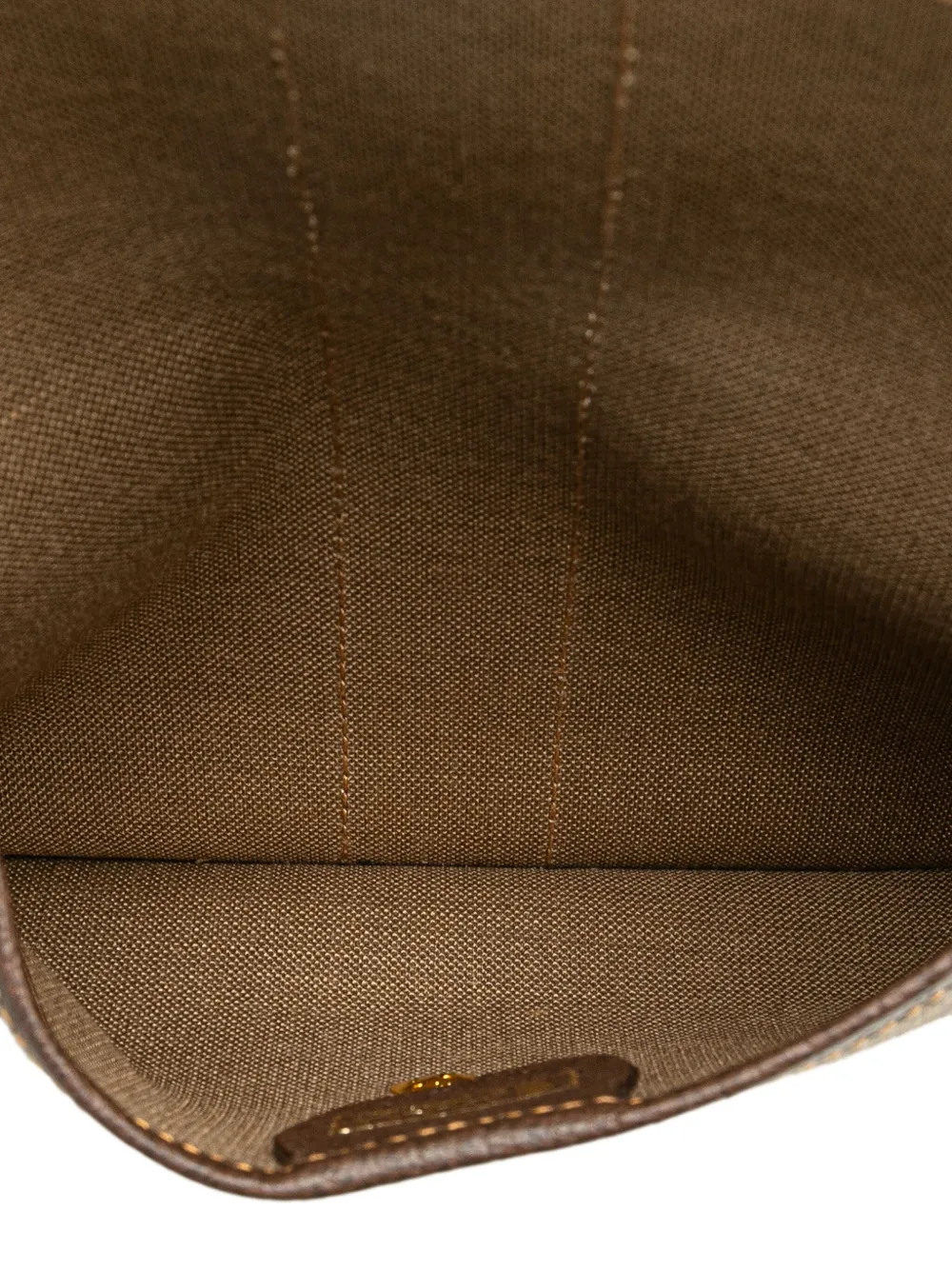Pre-owned Gucci 20th Century Gg Supreme Web Pouch In Brown
