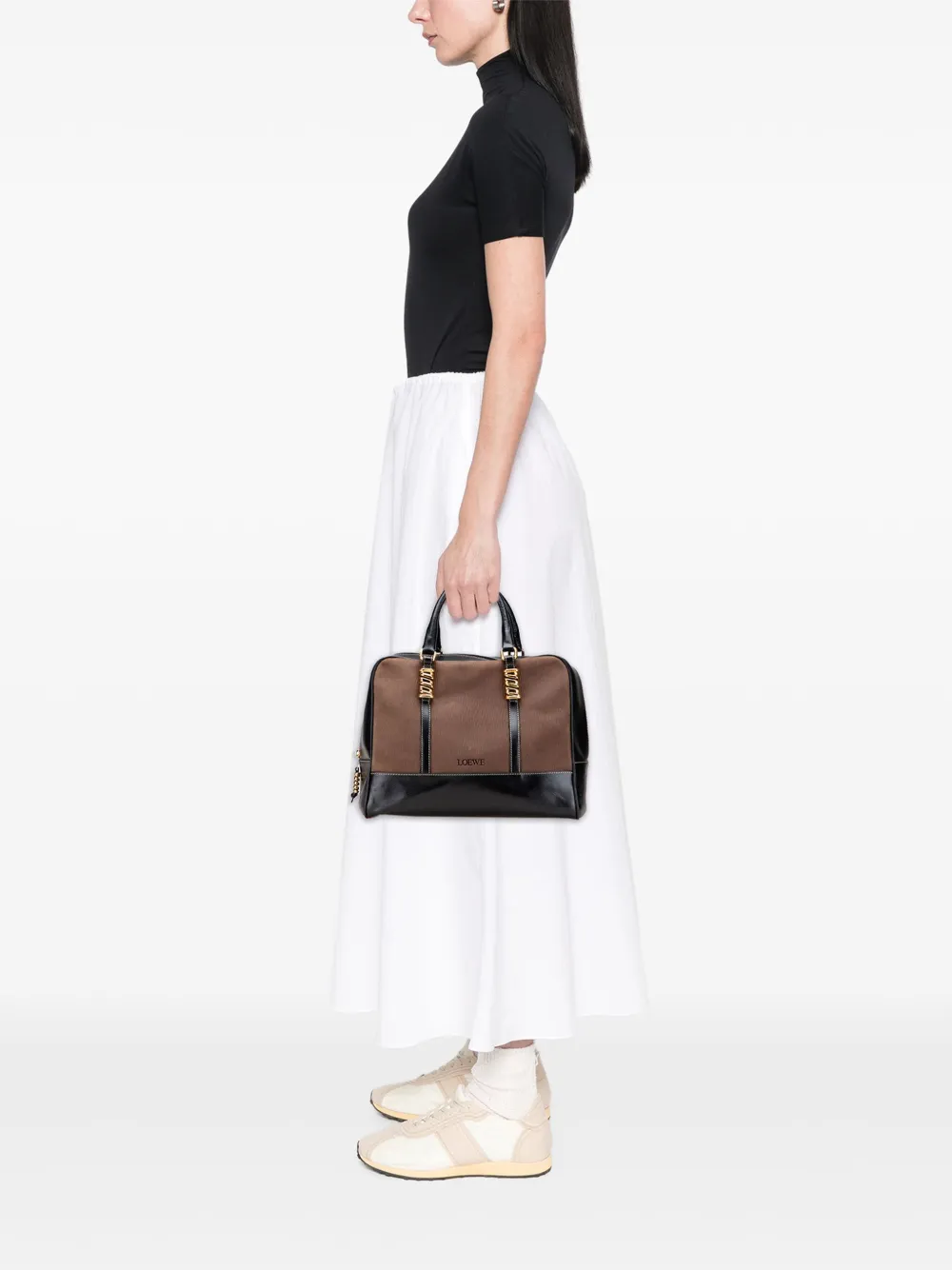 Loewe Pre-Owned 20th Century Leather Velazquez Twist Duffle Bag travel bag | Pre-Owned | Image 2