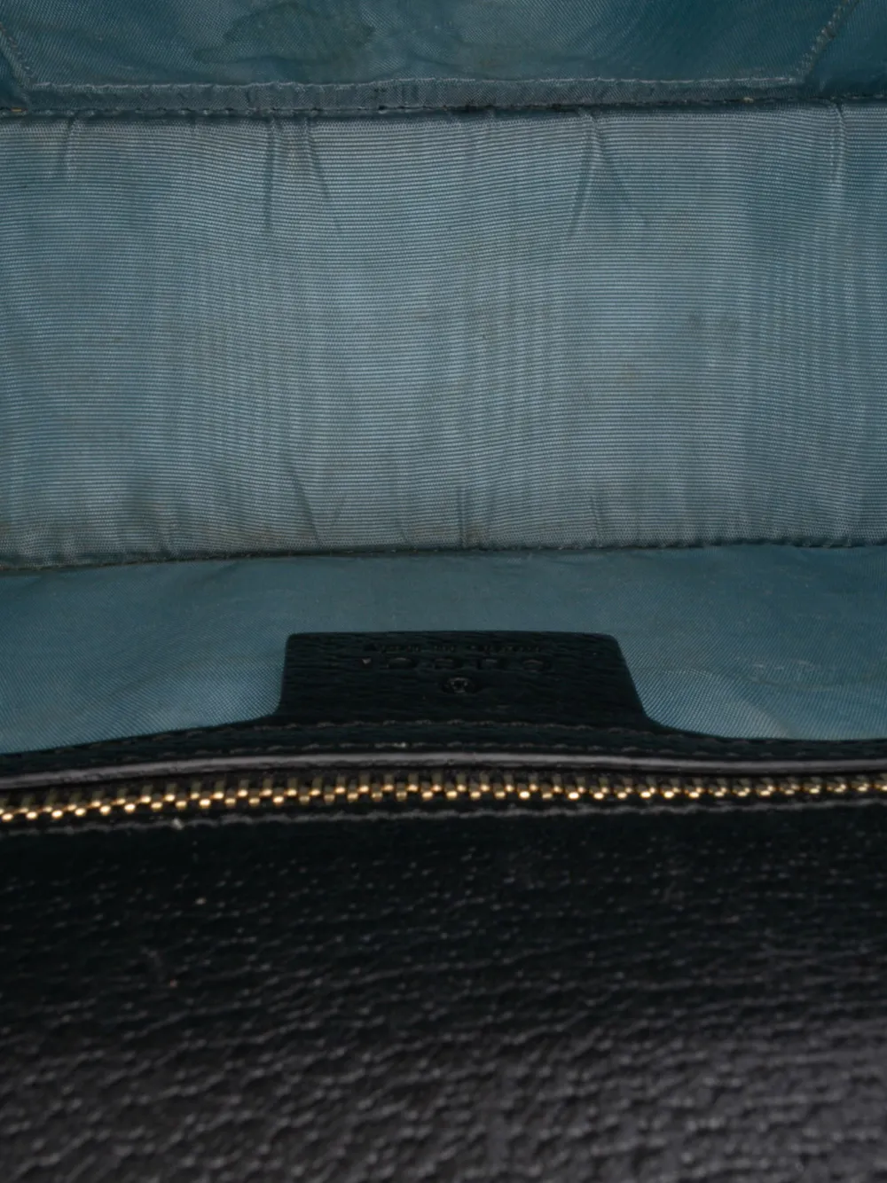 Pre-owned Gucci 2016-2025 Small Leather Bee Star Sylvie Satchel In Black