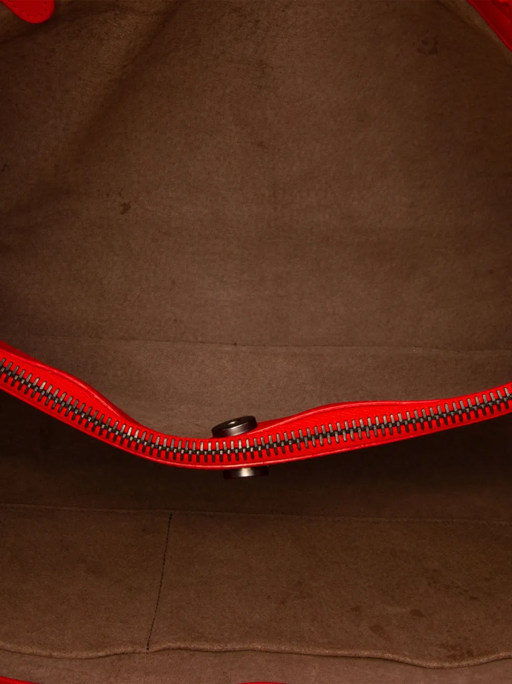 Pre-owned Bottega Veneta 2012-2025 Medium Nappa Intrecciato Double Chain Tote Bag In Red