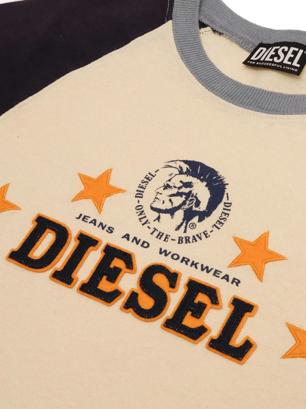 Diesel Raglan-sleeve Logo-print T-shirt In Neutral