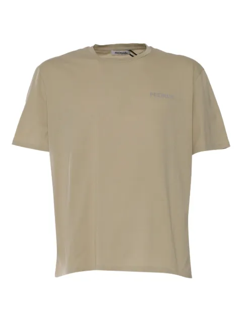 Premiata playera con detalle del logo