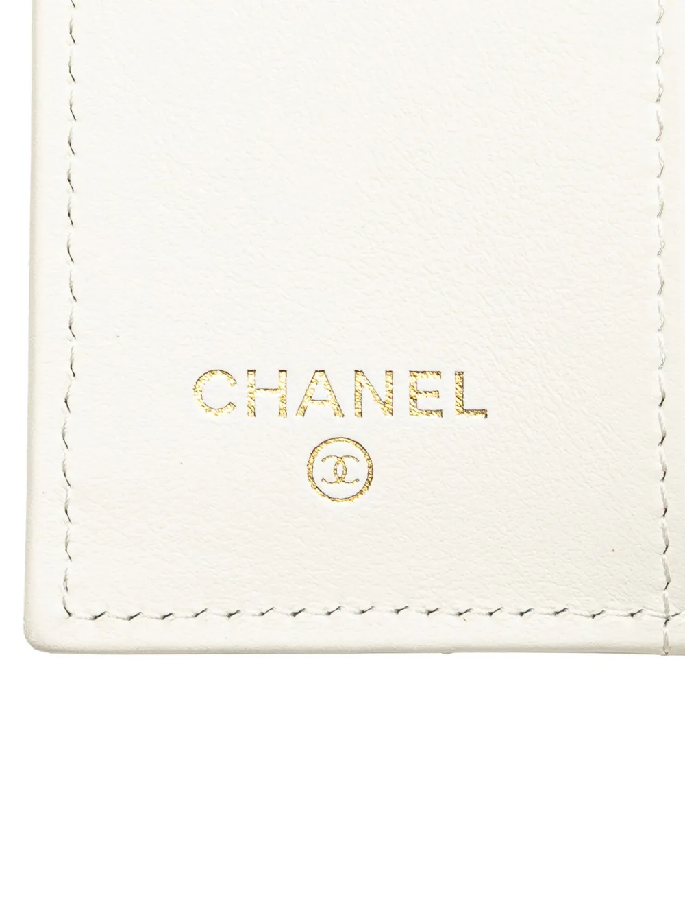 Pre-owned Chanel 2021-2025 Cc Quilted Caviar Trifold Flap Wallet Long Wallets In White