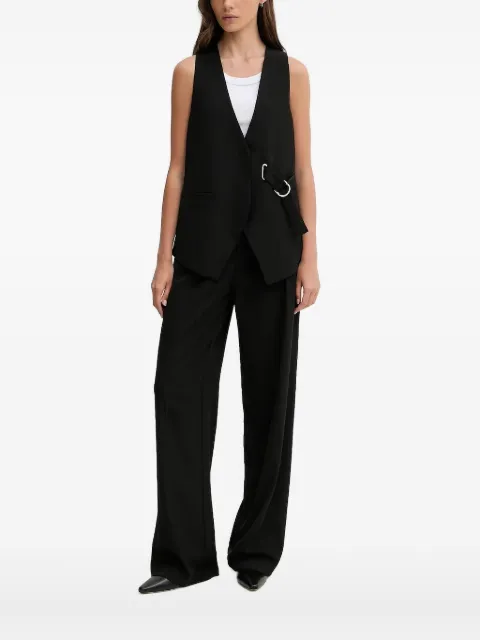 Sisley belted vest